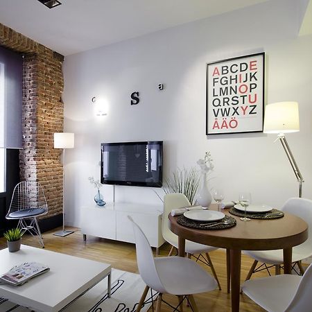 Gran Via Apartment Madrid Bagian luar foto