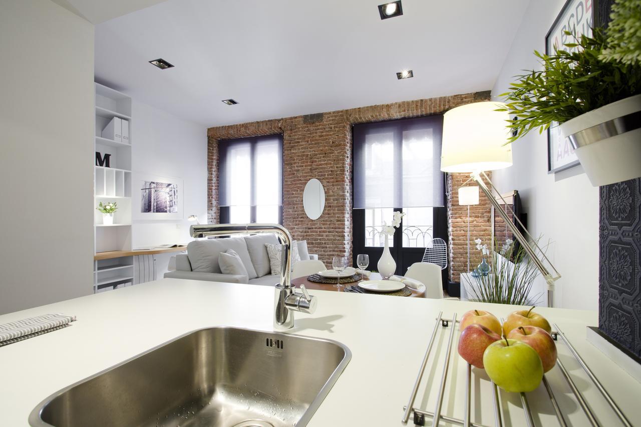 Gran Via Apartment Madrid Bagian luar foto
