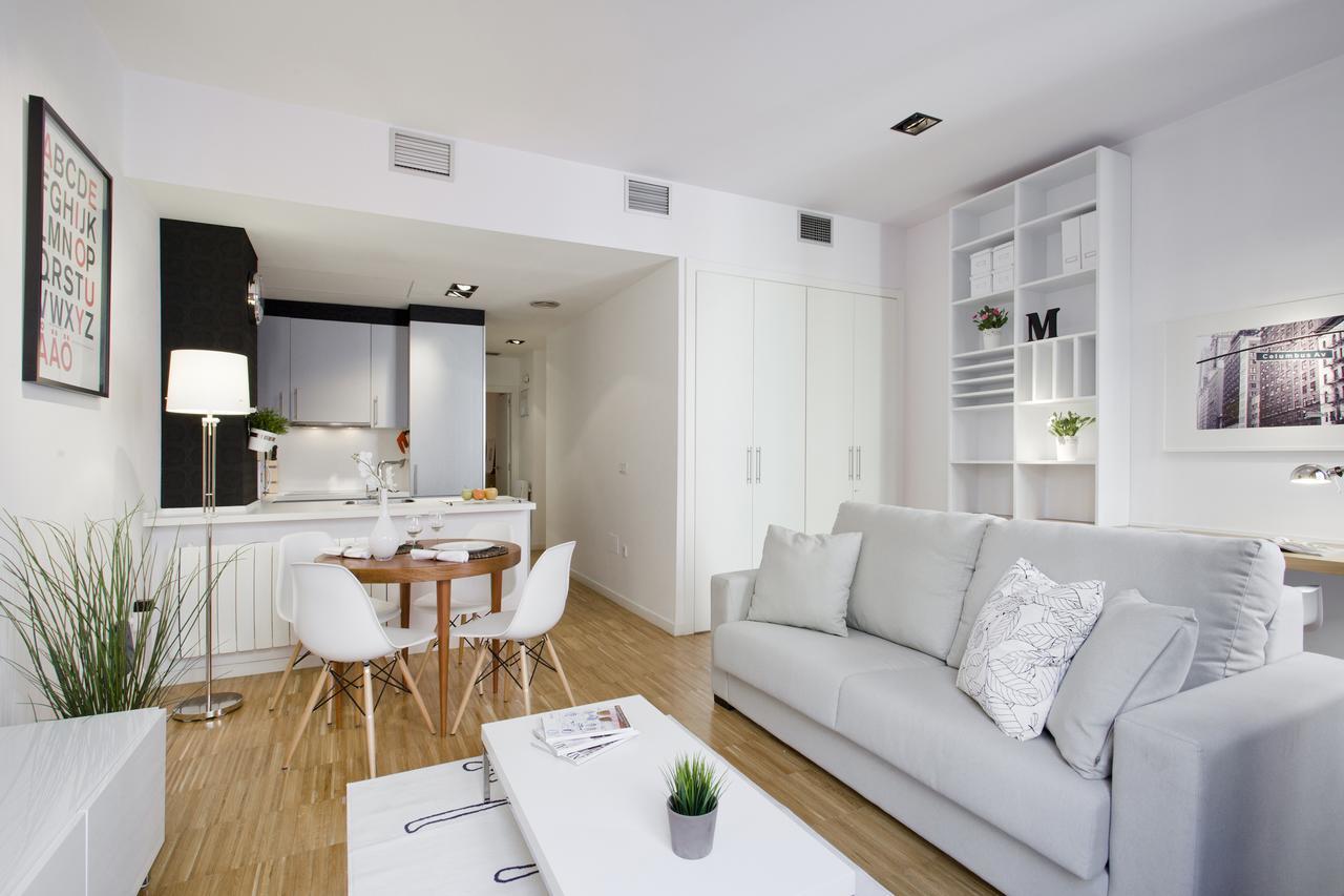 Gran Via Apartment Madrid Bagian luar foto