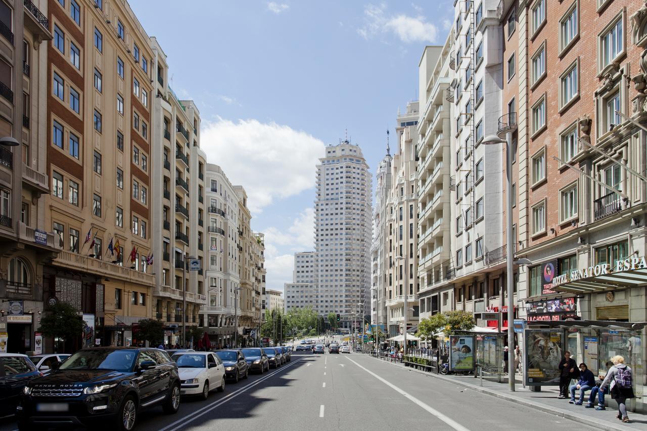 Gran Via Apartment Madrid Bagian luar foto