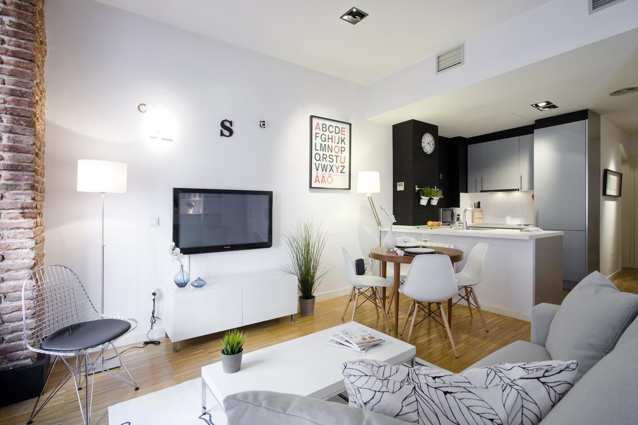 Gran Via Apartment Madrid Bagian luar foto